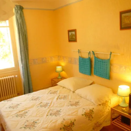 度假居 Maison De 6 Chambres Avec Jardin Clos Et Wifi A 班纳萨克